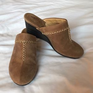 Brown Leather Softspots Wedge Clogs